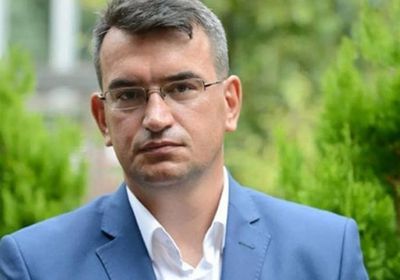  النظام التركي يحتجز معارض بتهمة التجسس السياسي