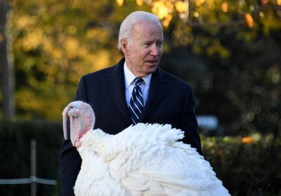 احتفالات عيد الشكر.. قصة أربعة أشخاص تناولوا "الديك الرومي" في الفضاء