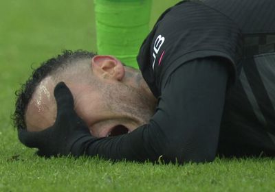 تعرف على مدة غياب نيمار بعد إصابته الشديدة