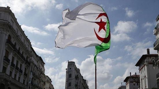 الجزائر تؤكد دعمها لمساعي الخروج من الأزمة بليبيا