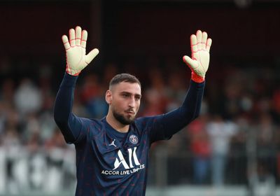 تعرف على الفائز بجائزة أفضل حارس مرمى في العالم "ليف ياشين"