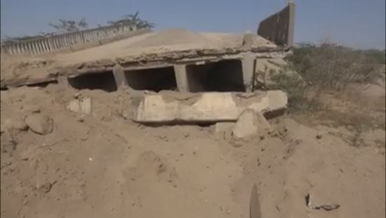 المشتركة تبدأ صيانة جسور فجرها الحوثيين في حيس