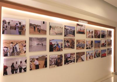 معرض صور بالمكلا عن تضحيات الإمارات في الجنوب