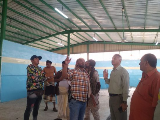 استعدادات لافتتاح سوق ناصر في المعلا