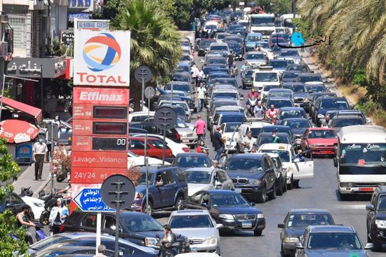 انخفاض أسعار الوقود في لبنان لأول مرة منذ شهور