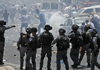 الهلال الأحمر يكشف عن إصابة 227 فلسطينيًا برصاص إسرائيل