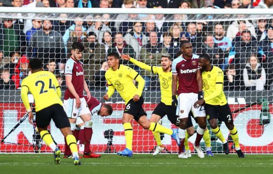  ريموناتدا قاتلة من وست هام قد تفقد تشيلسي الصدارة ورقم قياسي لريس جيمس