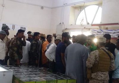 مبادرة إماراتية لخفض أسعار السلع بسقطرى