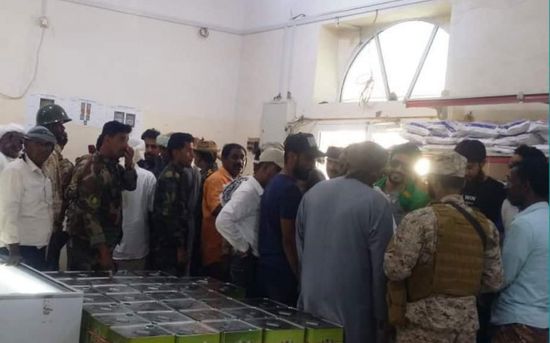 مبادرة إماراتية لخفض أسعار السلع بسقطرى