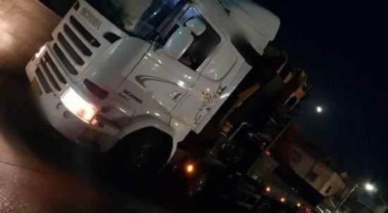 بعد مطاردة أمنية.. استعادة شاحنة مسروقة في لحج