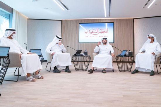 ولي عهد دبي يعتمد سياسة المسؤولية المجتمعية للشركات الخاصة