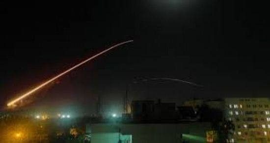 الدفاعات الجوية السورية تتصدى لهجوم إسرائيلي باللاذقية