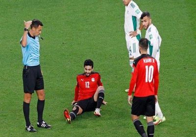 لاعبا المنتخب المصري يجريان أشعة لتحديد إصابتهما ومدة غيابهما