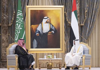 كاتب موريتاني: العلاقات الإماراتية السعودية درع للأمن العربي