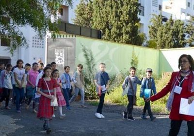 بسبب كورونا.. الجزائر تمدد العطلة المدرسية 21 يومًا