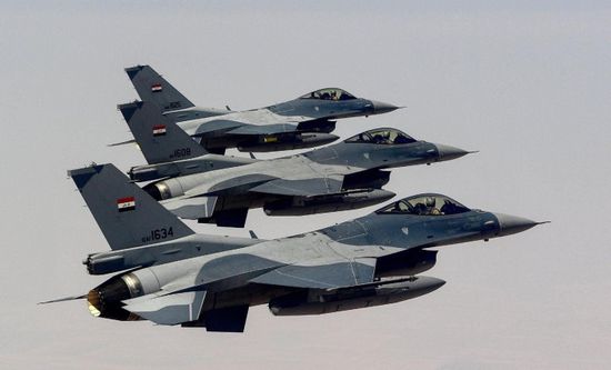 القوات الجوية العراقية تشن هجوما على مواقع لـ "داعش"