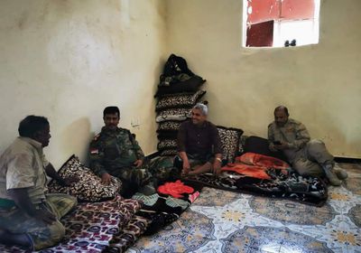 مأمور شرطة سقطرى يزور قدامى رجال أمن الأرخبيل