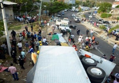 مقتل 55 شخصًا في حادث سير بالمكسيك