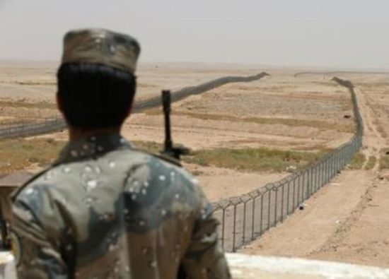 ثلثاهم يمنيين.. القبض على 438 متهما بعبور الحدود السعودية