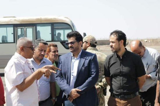 إصلاح خلل بإضاءة مدرج مطار العاصمة عدن