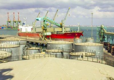 القائمة الكاملة.. تراجع أسعار الدقيق في مطاحن عدن