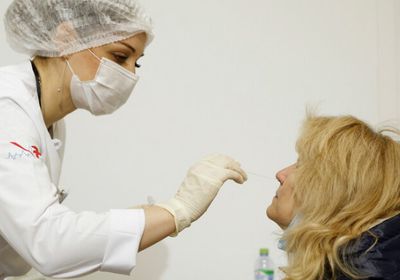  1121 وفاة و 29558 إصابة جديدة بكورونا في روسيا