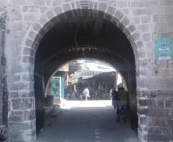 ضحايا مدنيين في اشتباكات لمسلحي الإخوان بتعز