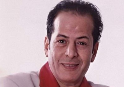 تطورات الحالة الصحية للفنان المصري عادل الفار.. ماذا قال المونولوجست الشهير عقب استعادة وعيه؟