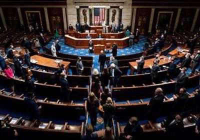 الشيوخ الأمريكي يمرر مشروع قانون يحظر الواردات من إقليم شينجيانغ