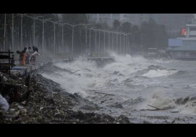 إعصار راي بالفلبين.. مقتل امرأة وتشريد 300 ألف شخص