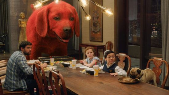 فيلم Clifford the Big Red Dog يتخطى 62 مليون دولار