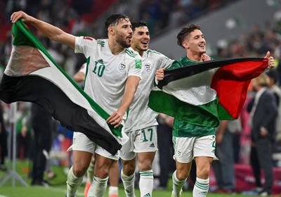  الجزائر تتوج بلقب كأس العرب بعد الفوز على تونس بهدفين