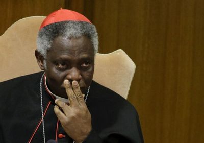 استقالة أول كاردينال إفريقي مرشح لمنصب بابا الفاتيكان