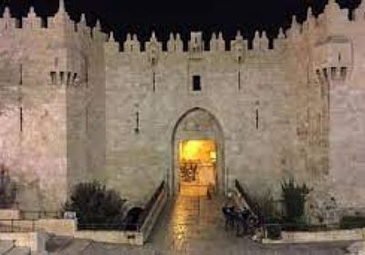 الاحتلال الإسرائيلي يغلق منطقة باب العمود بالقدس