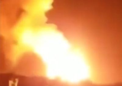 تواصل القصف على أهداف حوثية بمطار صنعاء