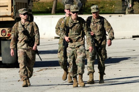 البنتاجون: 100 عسكري متطرف بالجيش الأمريكي