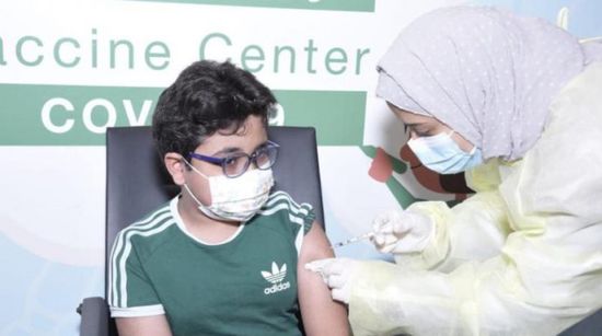 الصحة السعودية: تطعيم أول طفل بلقاح كورونا في المملكة