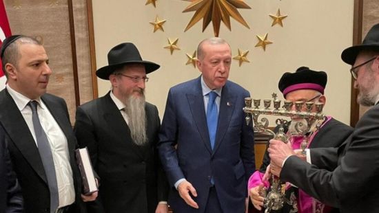 أردوغان يعلن تطبيع العلاقات مع إسرائيل قريبًا