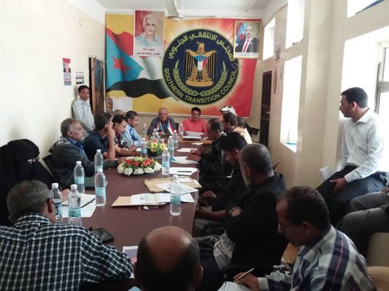 "انتقالي الضالع" تؤيد التصعيد الشعبي في حضرموت وشبوة