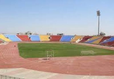 عد تنازلي لقصف وشيك على ملعب الثورة بصنعاء