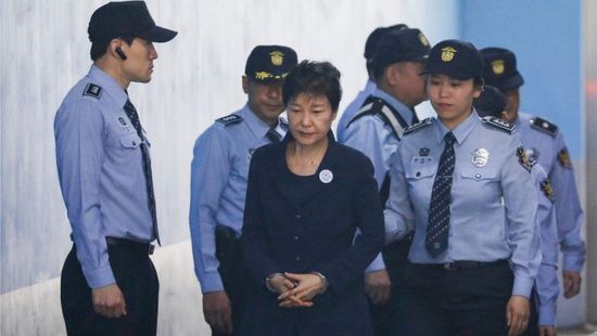 عفو خاص يوقف عقوبة 20 عامًا لرئيسة كوريا الجنوبية