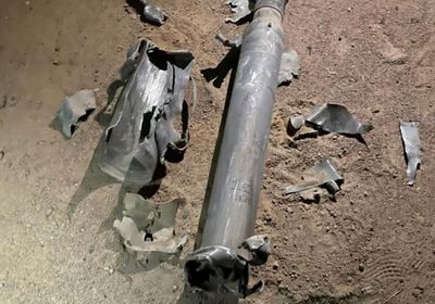 مقذوف حوثي يسقط على قرية بنجران