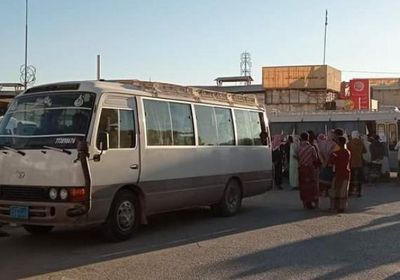 مواكب جماهير سيئون إلى مليونية المكلا دعما للهبة