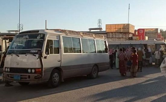 مواكب جماهير سيئون إلى مليونية المكلا دعما للهبة