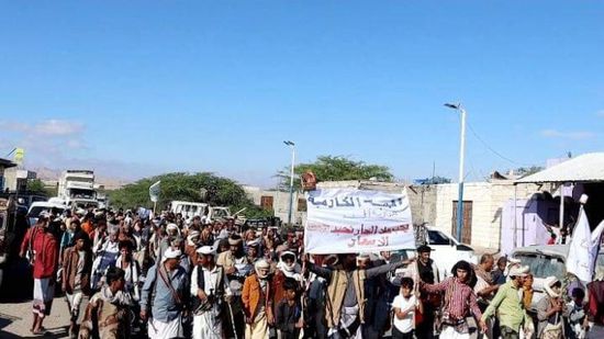 المحفد تتضامن مع الهبة الحضرمية بمسيرة شعبية