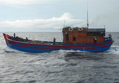 إندونسيا تحتجز سفينة فيتنامية جراء الصيد غير المشروع