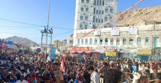 بالصور.. ساحة الحرية بالمكلا تستقبل مؤيدي الهبة الحضرمية