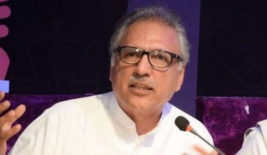 الرئيس الباكستاني يدعو شعبه إلى الوحدة لمواجهة التحديات