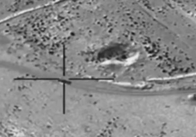 التحالف: عسكرة الحوثي مطار صنعاء لحماية خبراء حزب الله