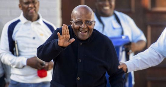  الأسقف ديزموند توتو.. وفاة مناصر فلسطين ومناهض العنصرية بجنوب إفريقيا